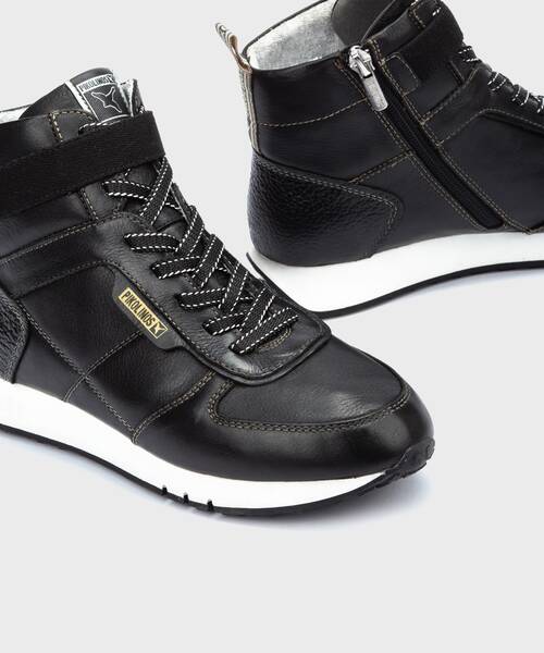 Sneakers | BARCELONA W4P-8855C1 | BLACK | Pikolinos