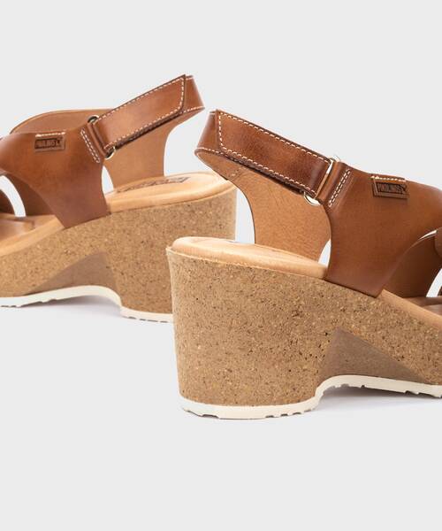 Sandals and Mules | ARENALES W3B-1518 | BRANDY | Pikolinos