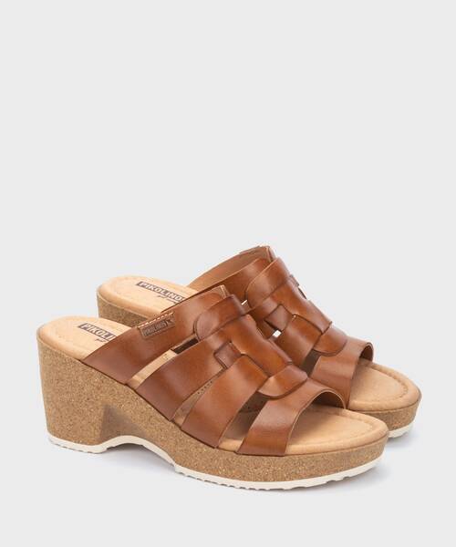 Sandals and Mules | ARENALES W3B-1520 | BRANDY | Pikolinos