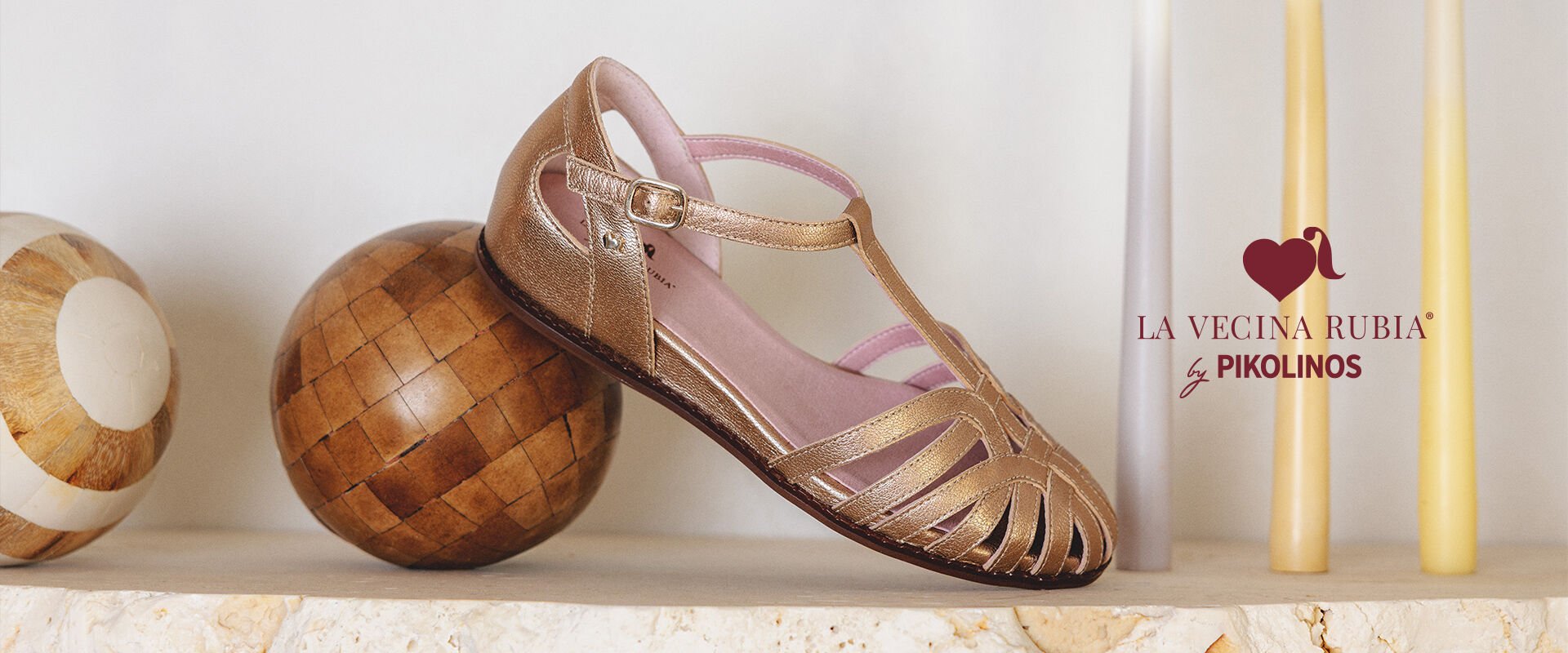La Vecina Rubia by Pikolinos