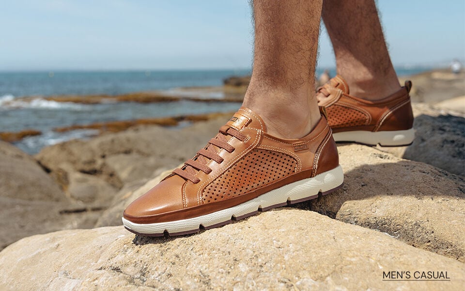 MEN’S CASUAL