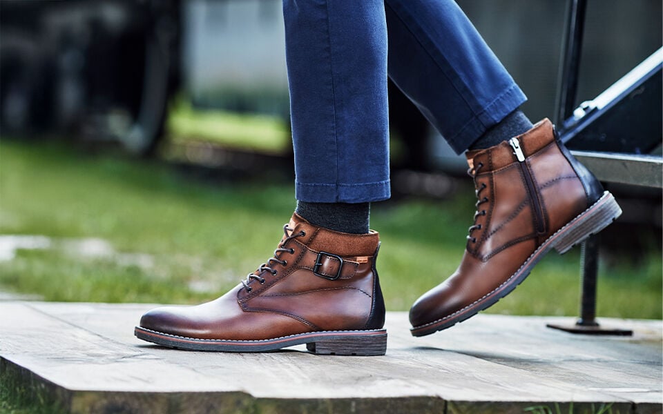 Find men&rsquo;s winter ankle boots