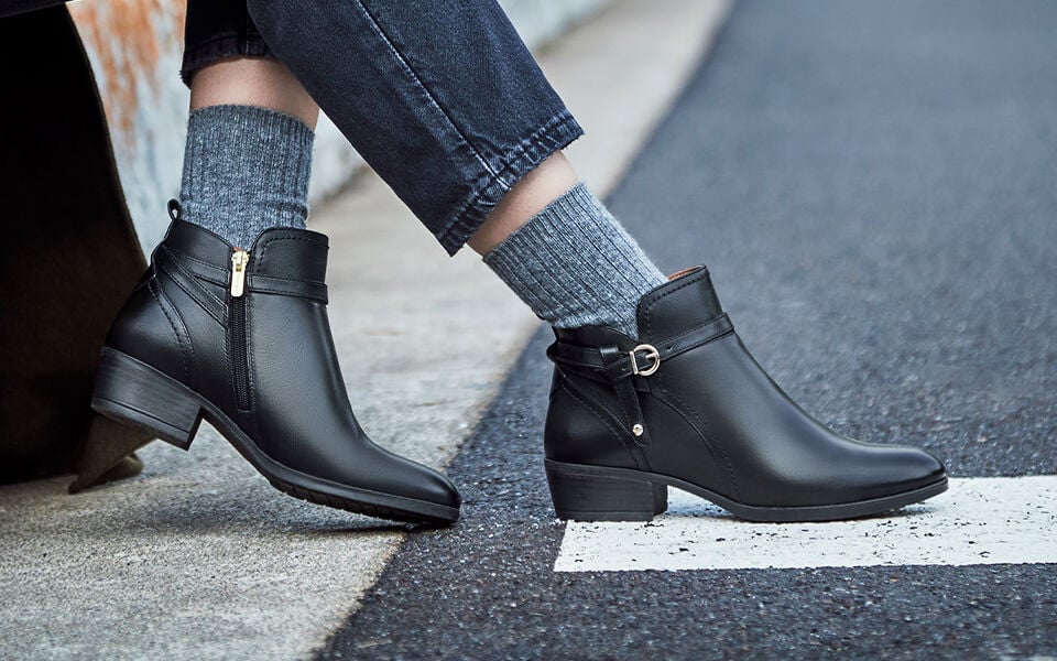 View Women’s Boots