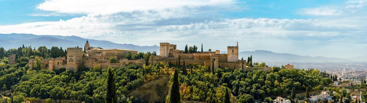 Image of the Alhambra from a viewpoint