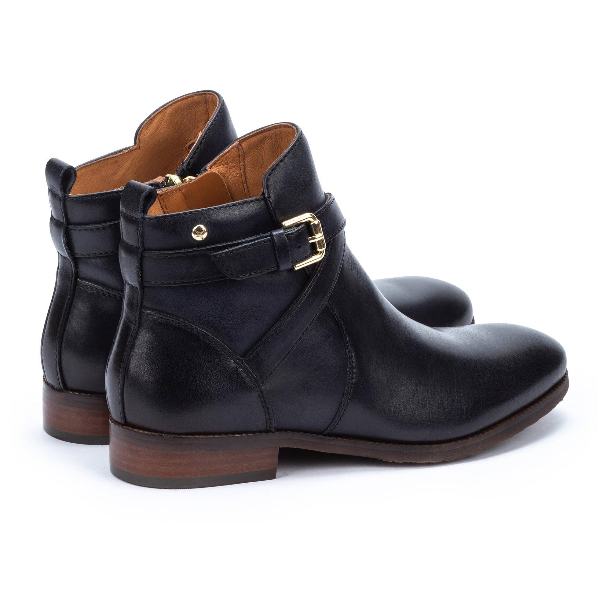 Pikolinos royal bootie sales