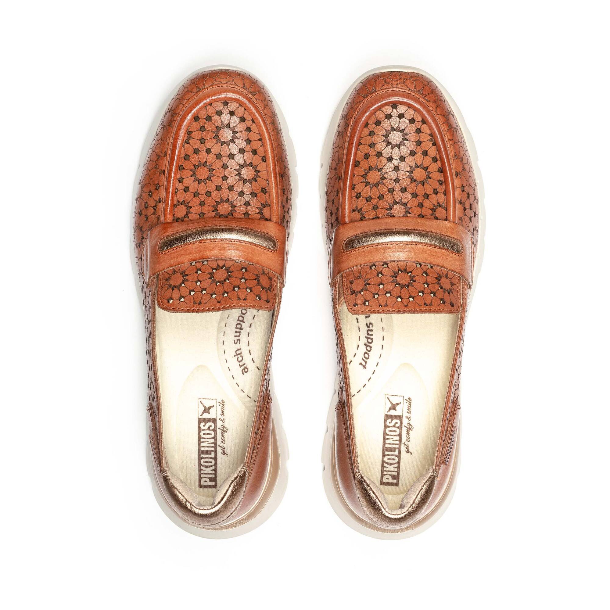 Women's trainers with elastic closure CANTABRIA W4R-6518 | Outlet