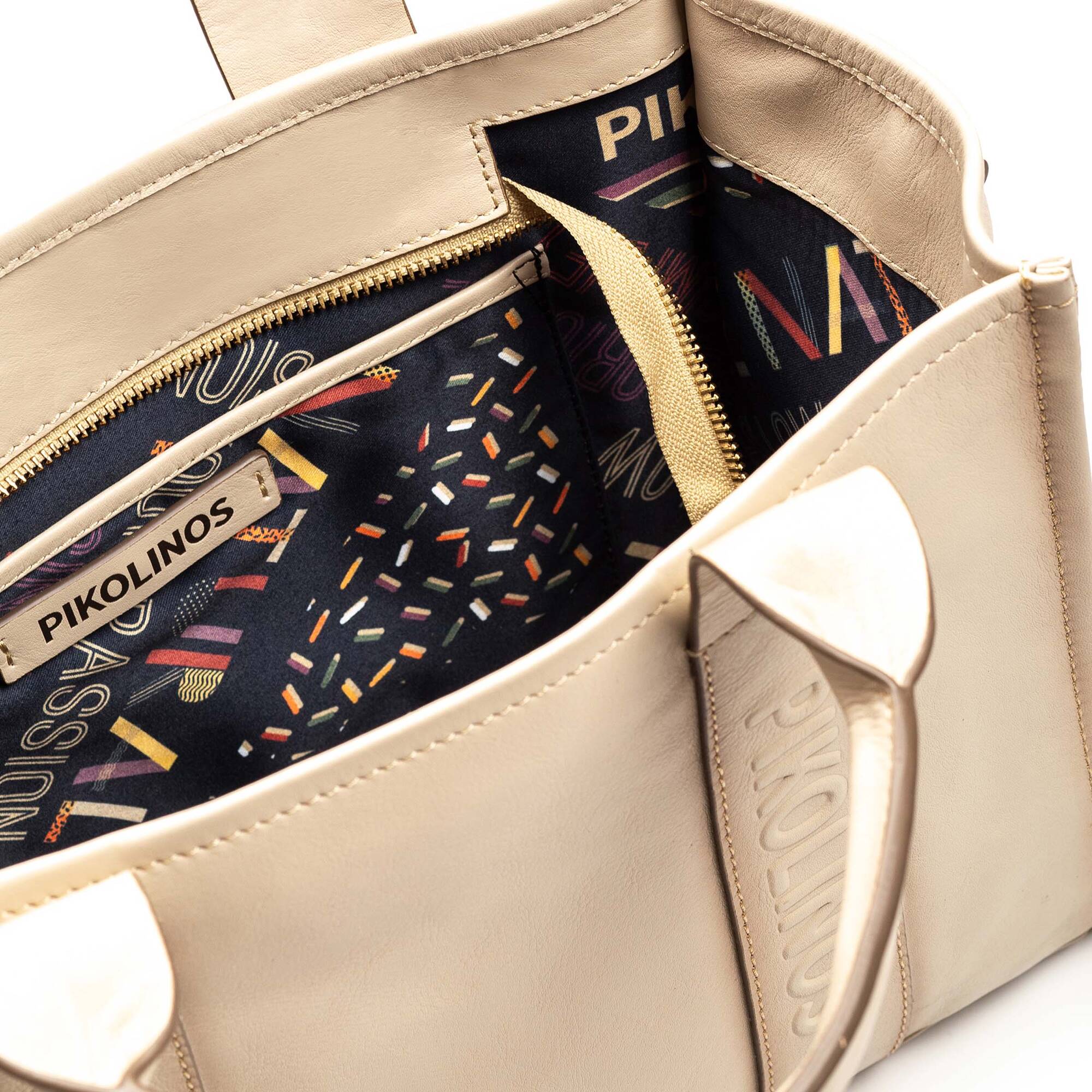 null | ALCUDIA WHA-354C2, MARFIL, large image number 100-WHA-354C2_807_Pikolinos_ALCUDIA_MARFIL_full.jpg | null