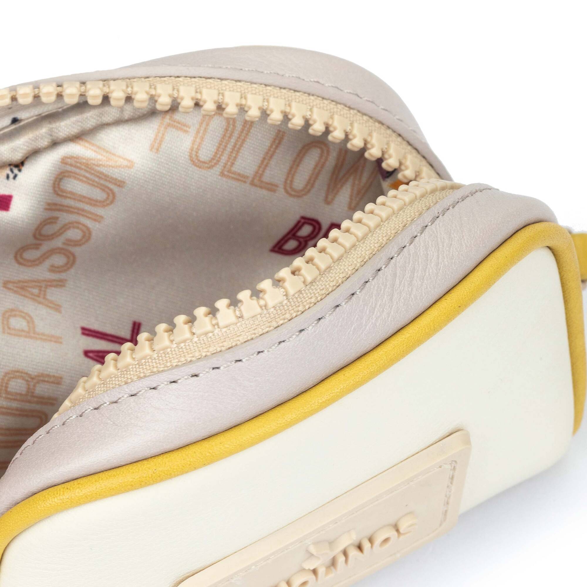 null | CABRERA WAC-W295, NATA-LIRIO, large image number 100-WAC-W295_960_Pikolinos_CABRERA_NATA-LIRIO_full.jpg | null