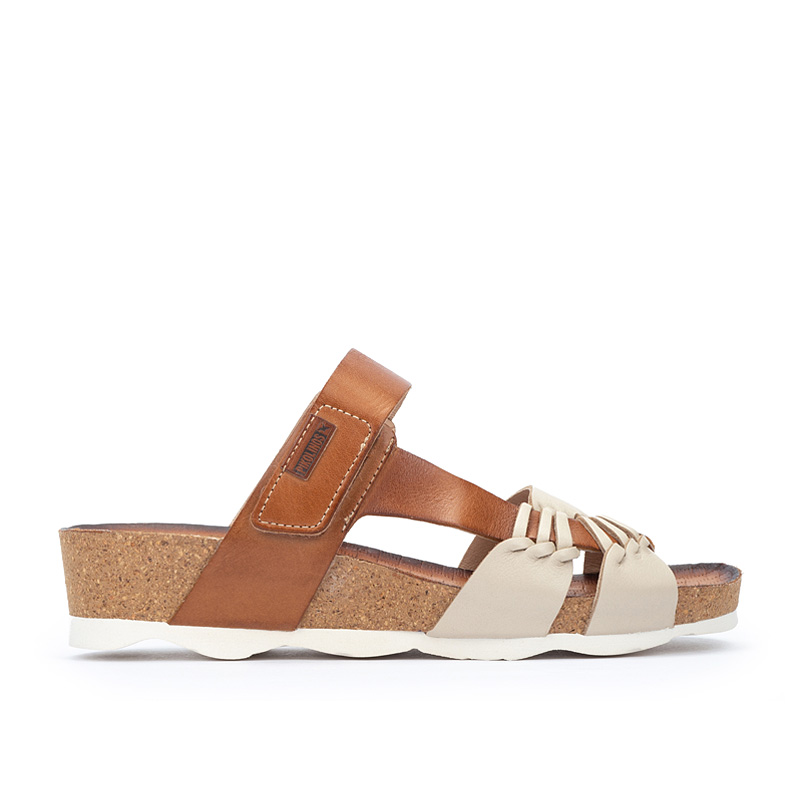 Pikolinos Sandalias cuña de piel MAHON W9E
