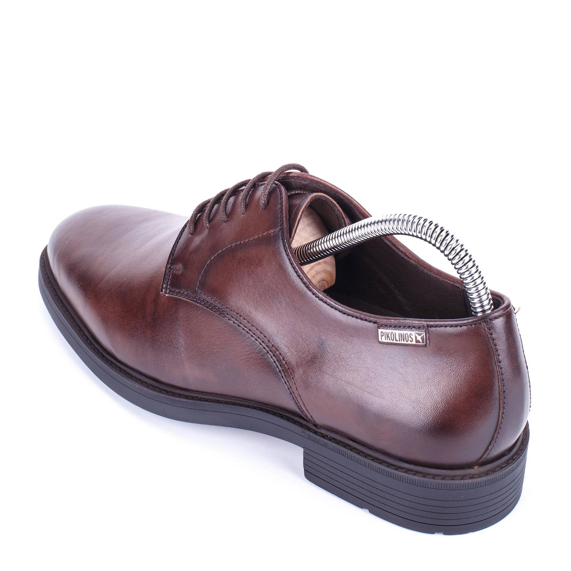 ShoeCare Men | SHOE CARE USC-C01, WOOD, large image number 30-USC-C01_822_Pikolinos_SHOE_CARE_WOOD_full.jpg | null