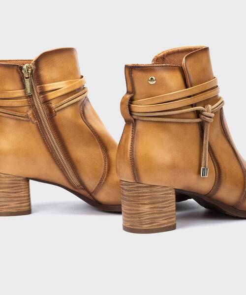Ankle boots | CALAFAT W1Z-8635 | ALMOND | Pikolinos