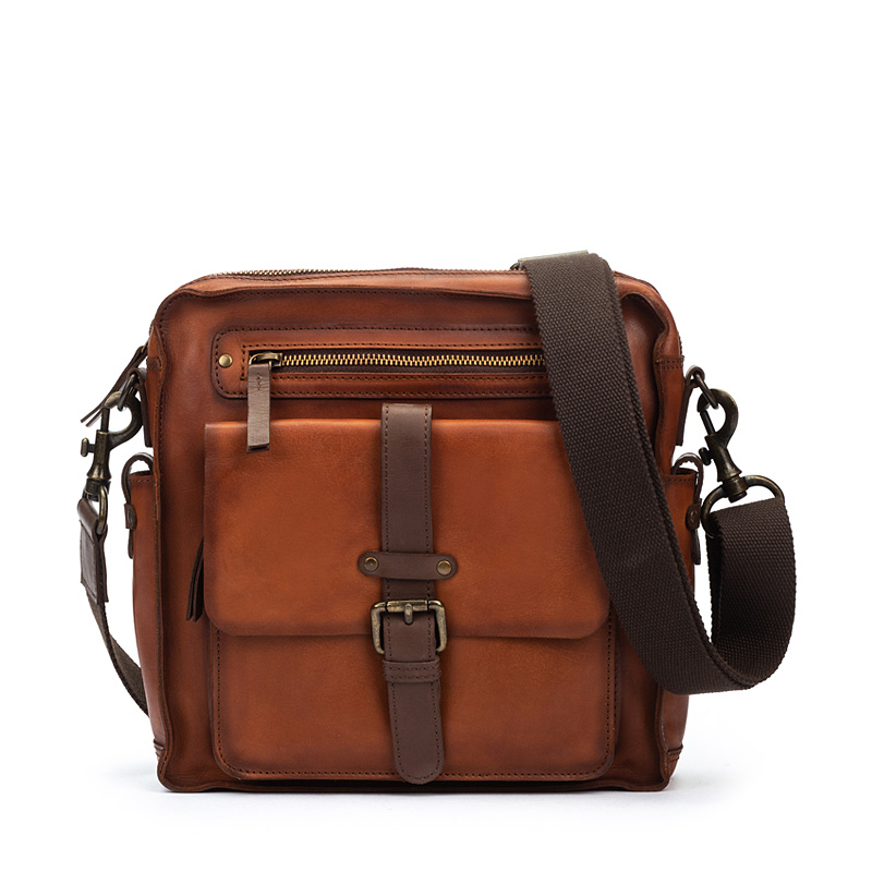 CROSSBODY BAGS