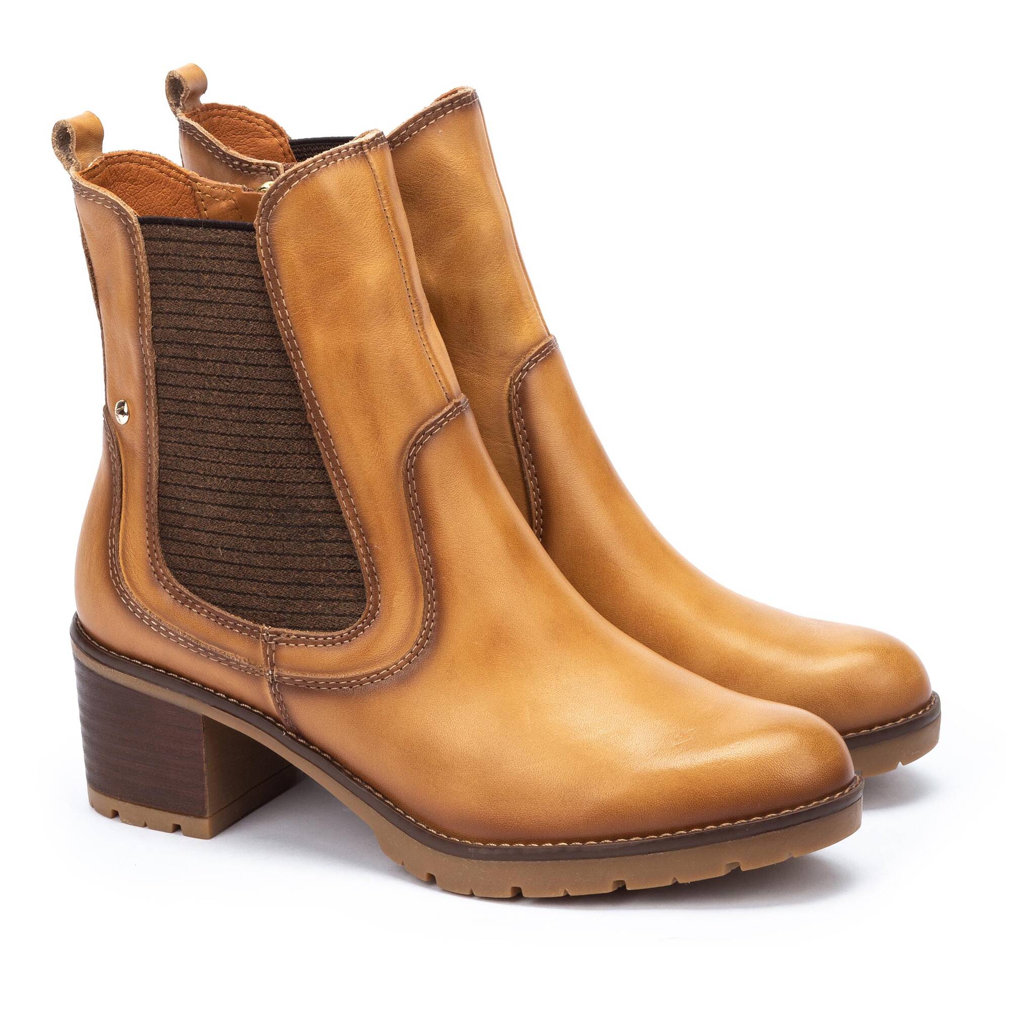 Women s Leather Shoes LLANES W7H 8948 OUTLET Pikolinos