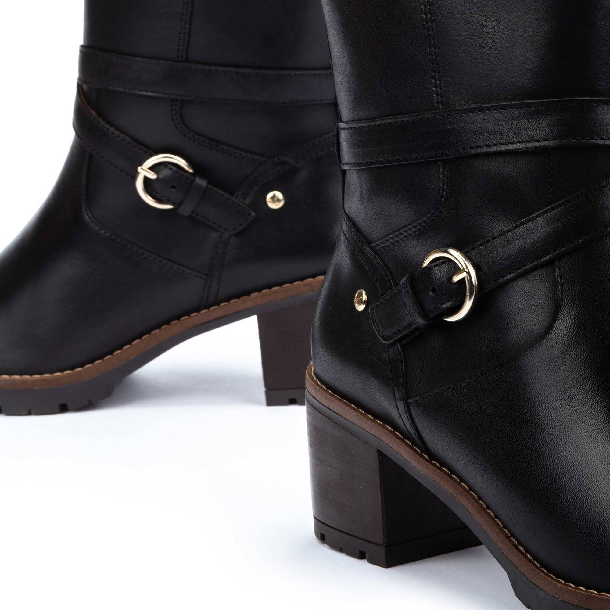 Women s Leather Shoes LLANES W7H 8507 Pikolinos