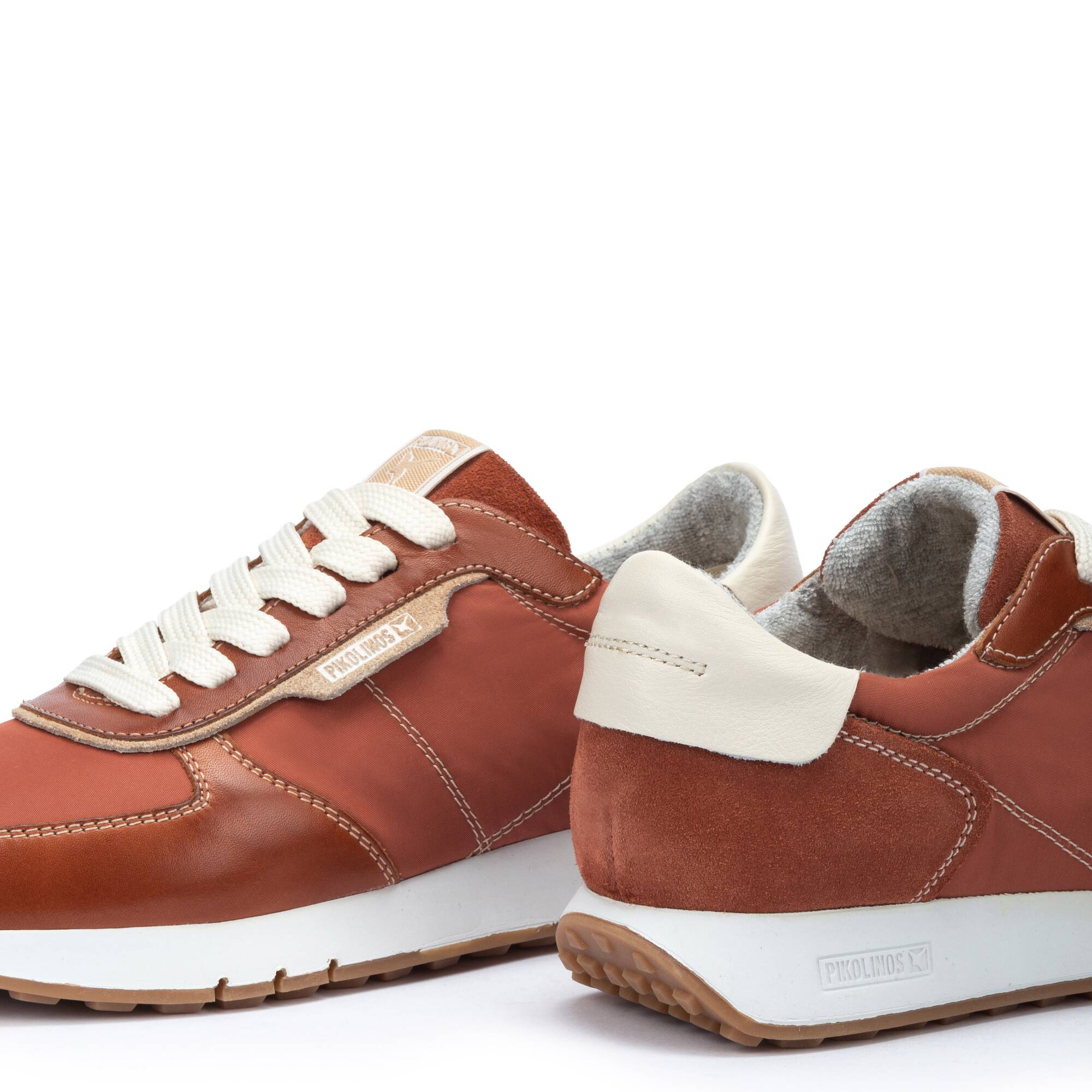 Zapatillas pikolinos 2025