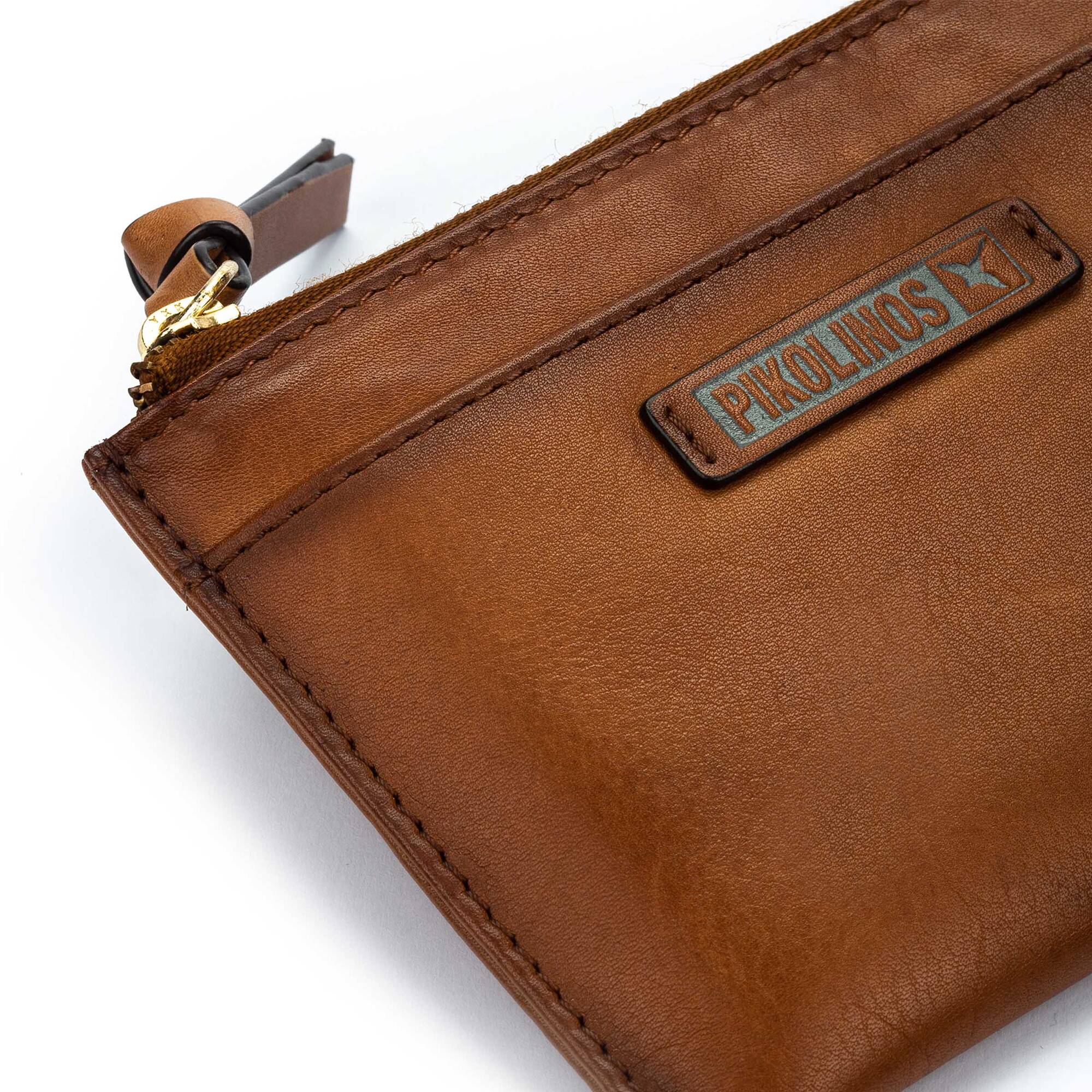 null | COMPLEMENTOS WAC-W224, BRANDY, large image number 60-WAC-W224_250_Pikolinos_COMPLEMENTOS_BRANDY_full.jpg | null