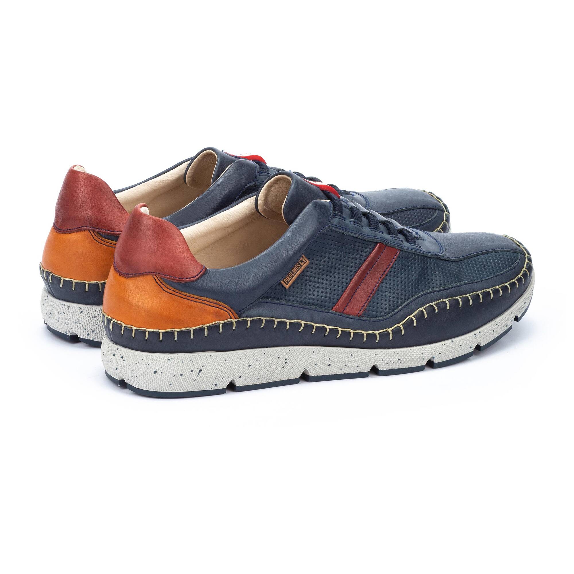 Pikolinos red shoes store