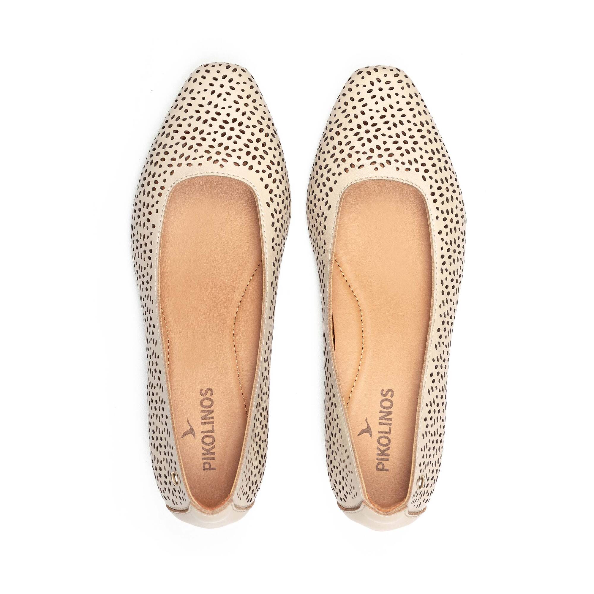 Hakschoenen | MANISES W2X-5657, MARFIL, large image number 100-W2X-5657_807_Pikolinos_MANISES_MARFIL_full.jpg | null