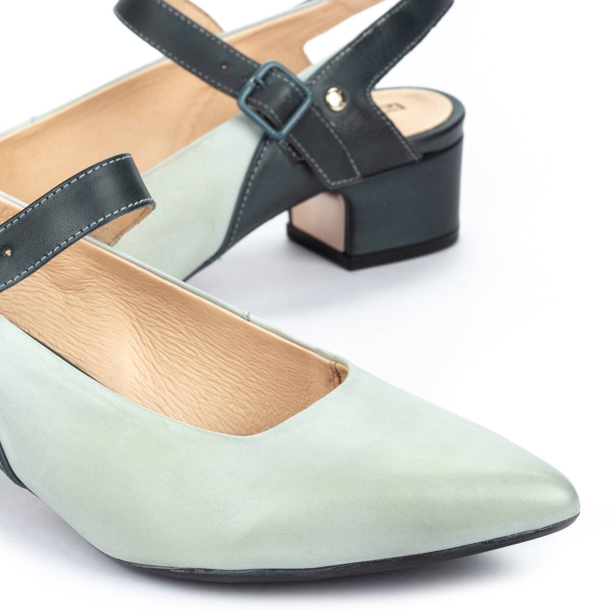 Women s Leather Shoes PARIS W7T 5891C1 OUTLET Pikolinos