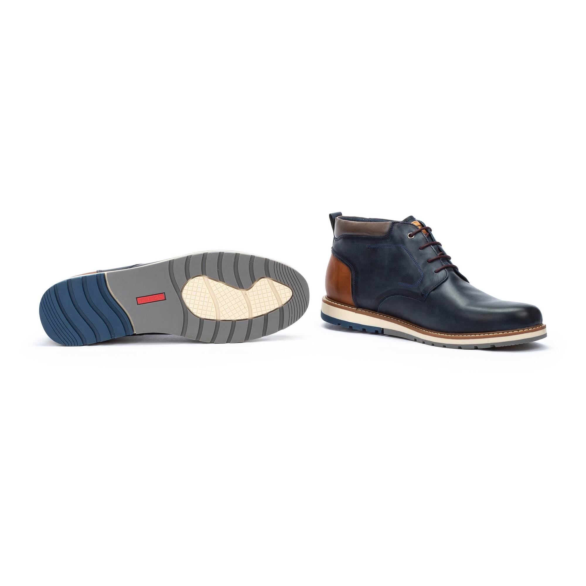 Men s Leather Shoes BERNA M8J 8181XL Pikolinos