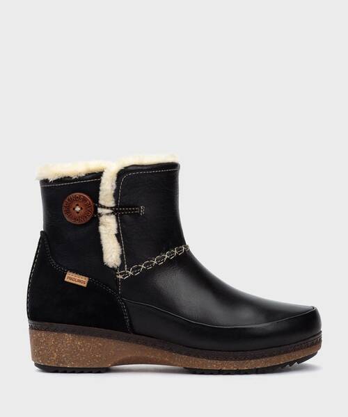Flat ankle boots | GRANADA W0W-8711C1 | BLACK | Pikolinos
