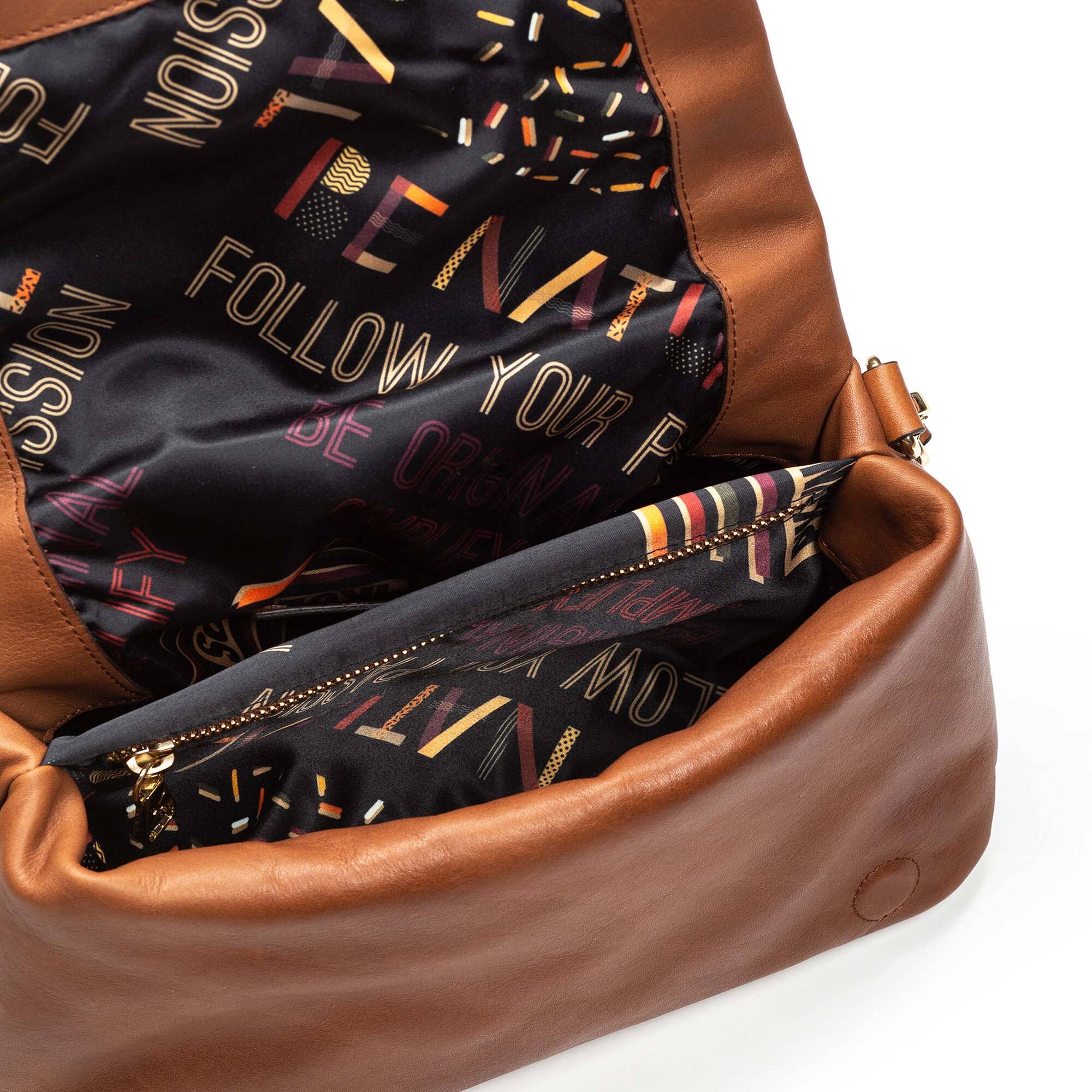 null | PAU WHA-1113, CUERO, large image number 100-WHA-1113_202_Pikolinos_PAU_CUERO_full.jpg | null