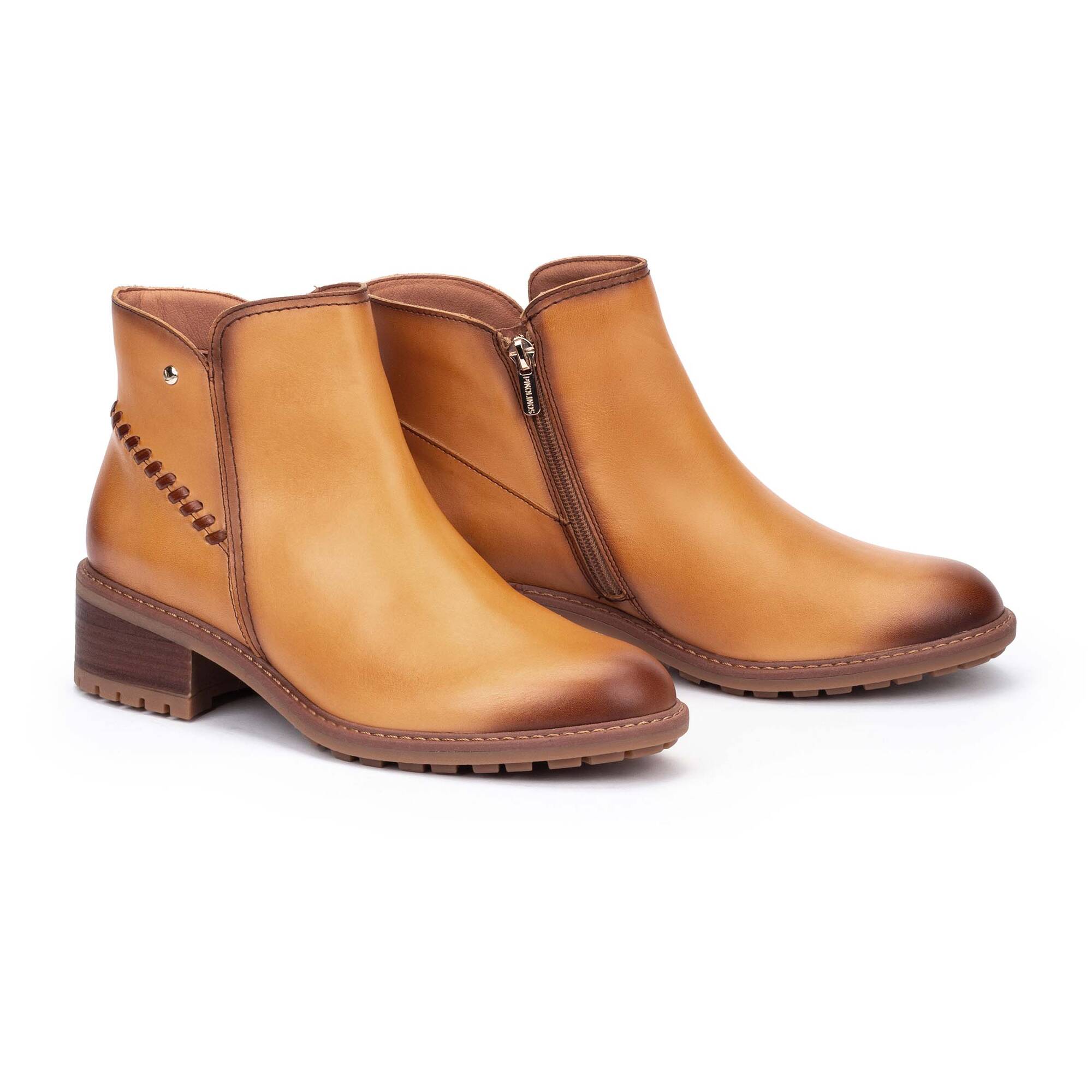 Stiefeletten mit Absatz | MEDINA W0D-8871, VAINILLA, large image number 100-W0D-8871_758_Pikolinos_MEDINA_VAINILLA_full.jpg | null