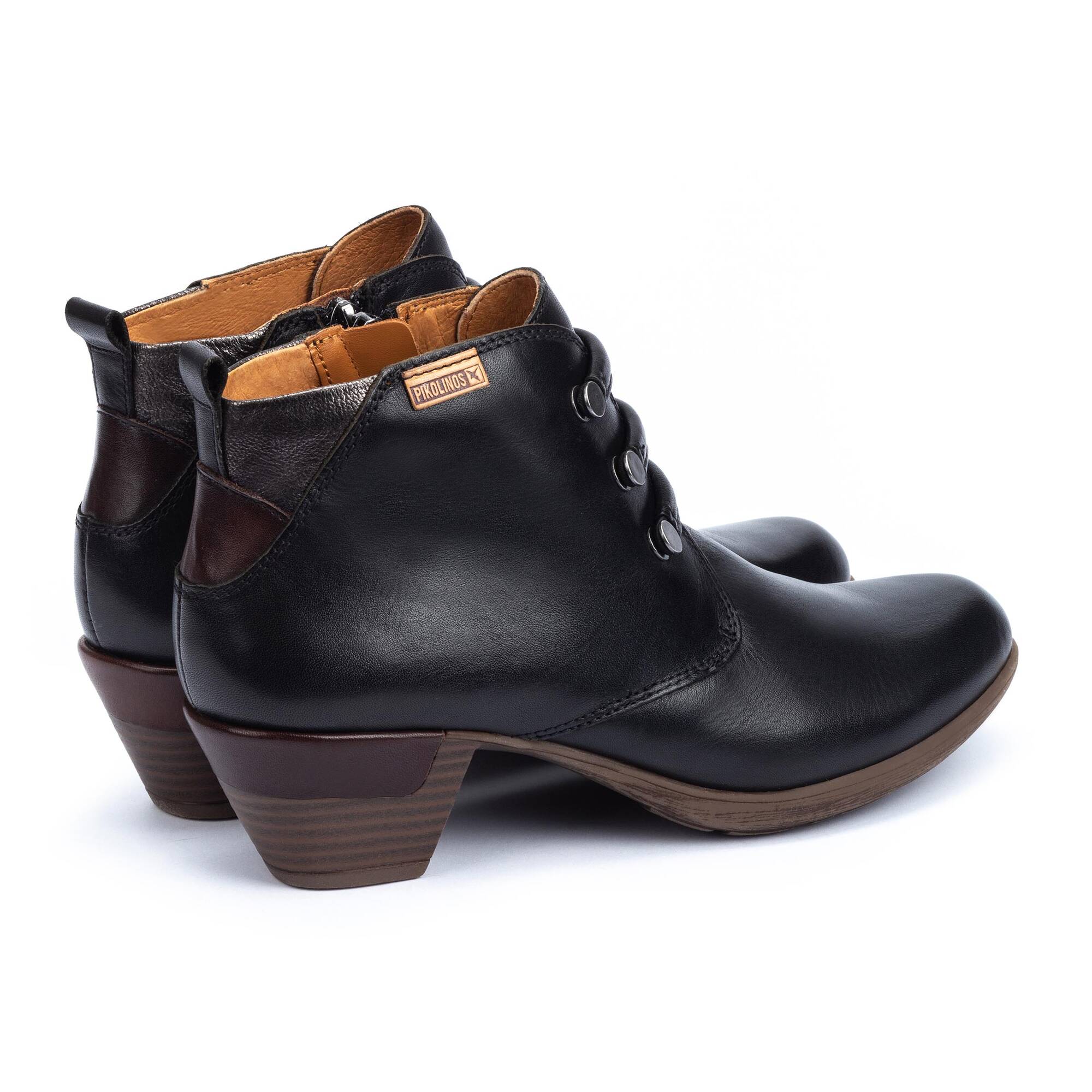 Pikolinos shoes greece clearance