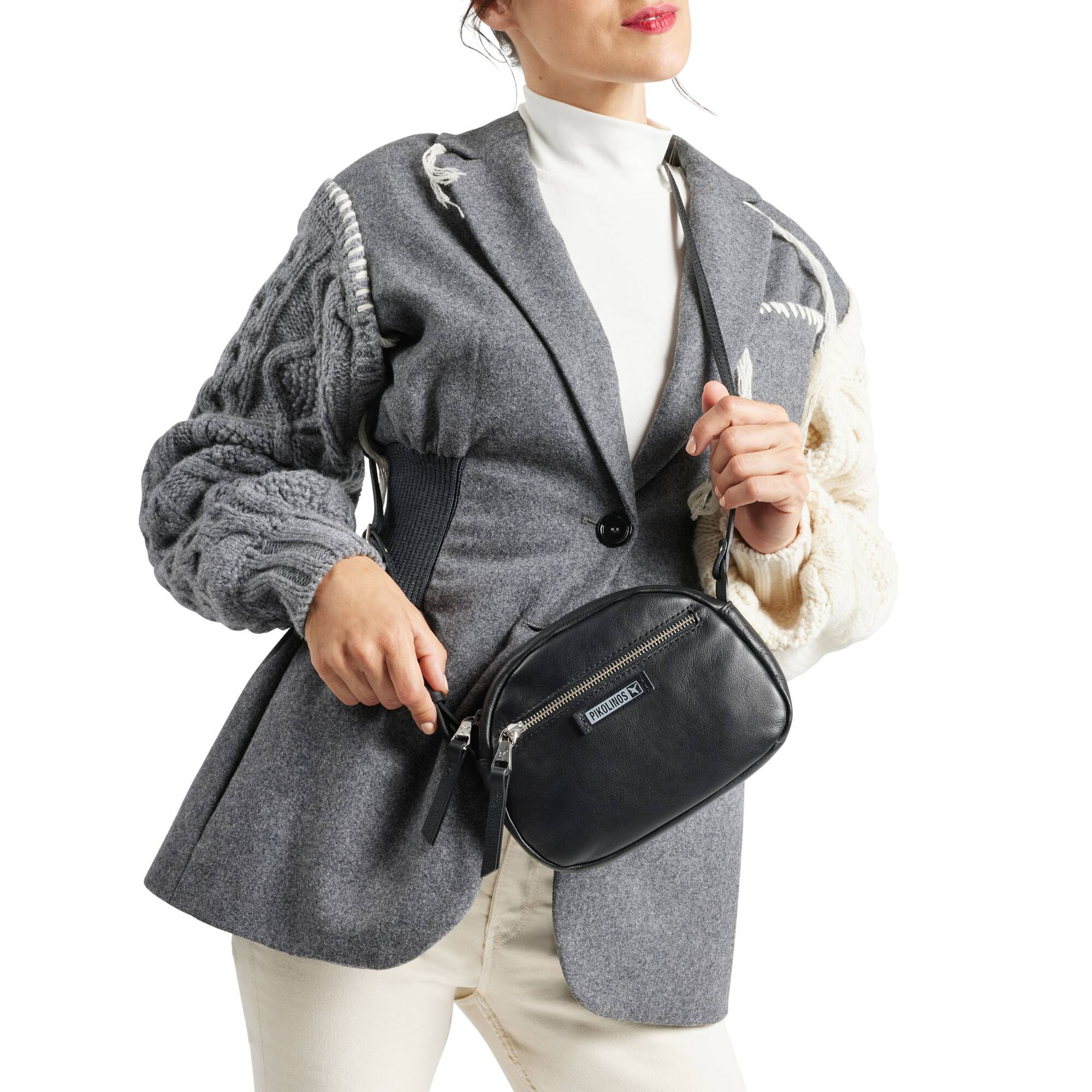 null | DURANGO WHA-1120, BLACK, large image number 90-WHA-1120_000_Pikolinos_DURANGO_BLACK_full.jpg | null