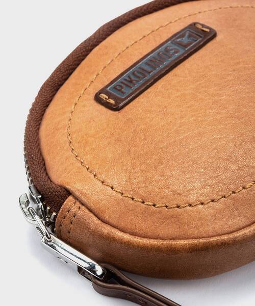 Wallets | COMPLEMENTOS WAC-W189 | ALMOND | Pikolinos