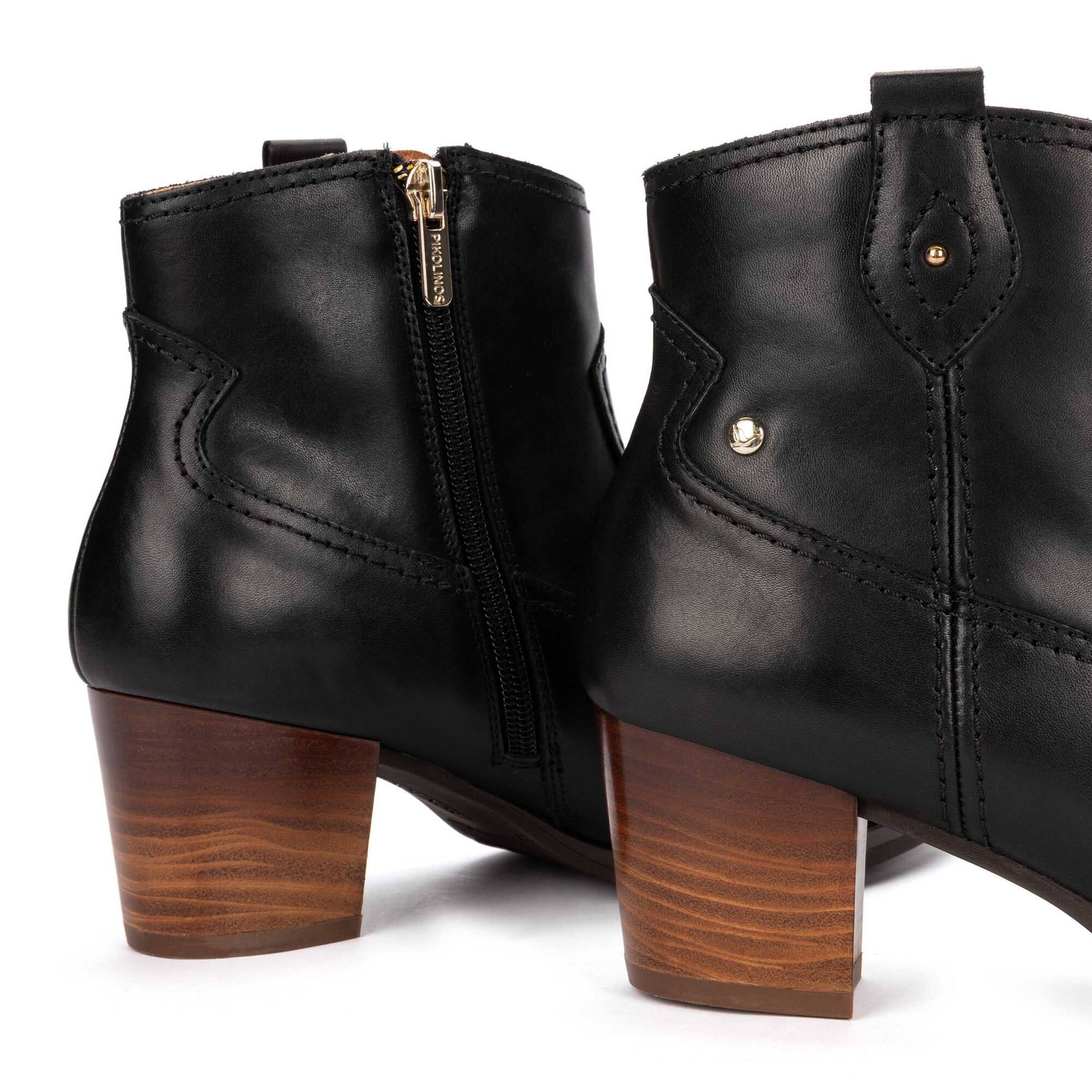 Heeled ankle boots | ZAMORA W0E-8731, BLACK, large image number 60-W0E-8731_000_Pikolinos_ZAMORA_BLACK_full.jpg | null
