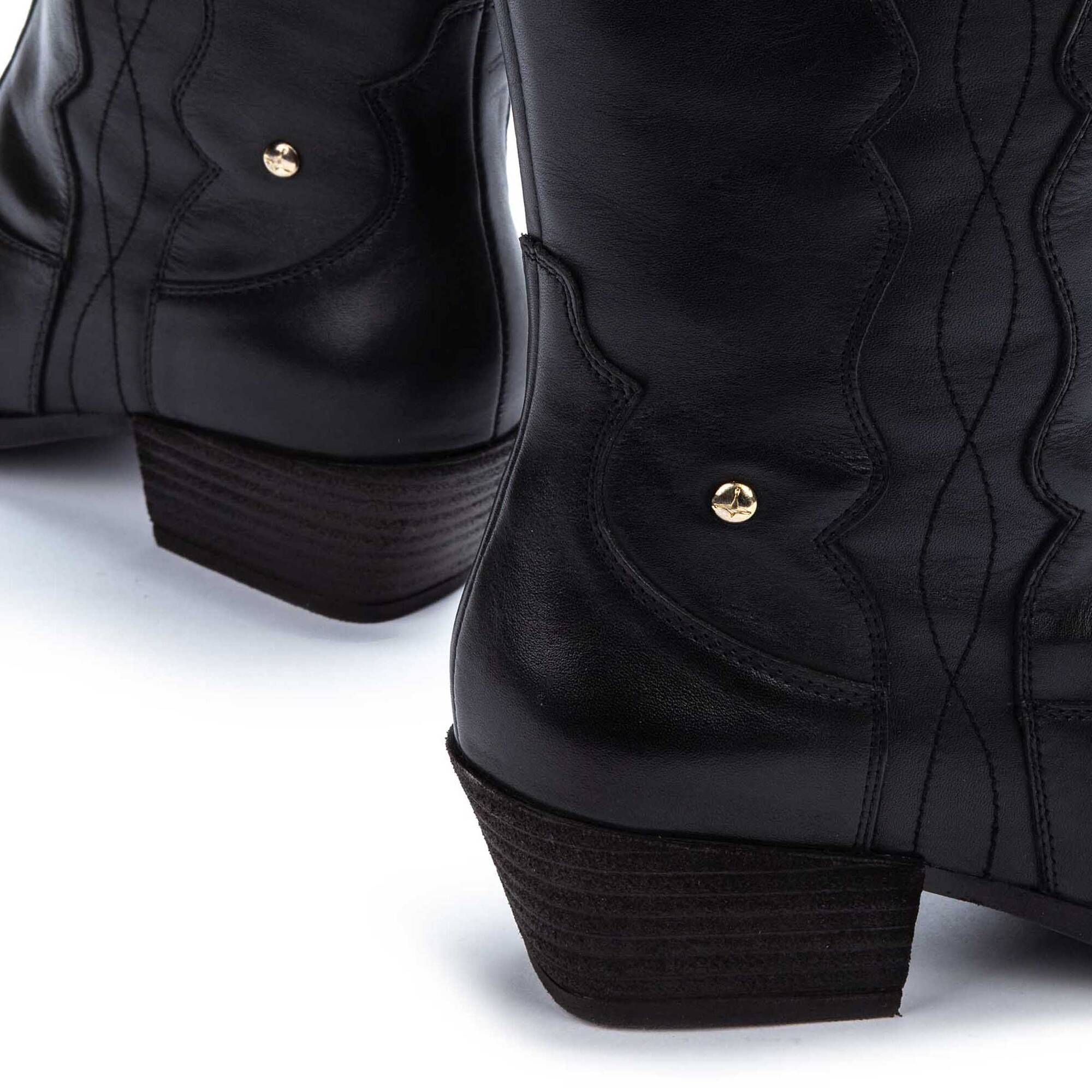 CINNY BOOTS ONYX SUEDE