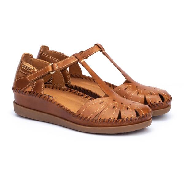 Sandales Plates en Cuir CADAQUES W8K Amazon Femme Chaussures Sandales À Bout Fermé 