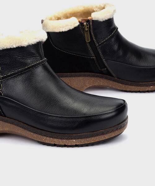 Flat Booties | GRANADA W0W-8827C1 | BLACK | Pikolinos