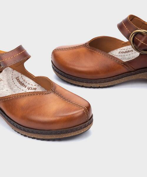 Flats | GRANADA W0W-4837C1 | BRANDY | Pikolinos