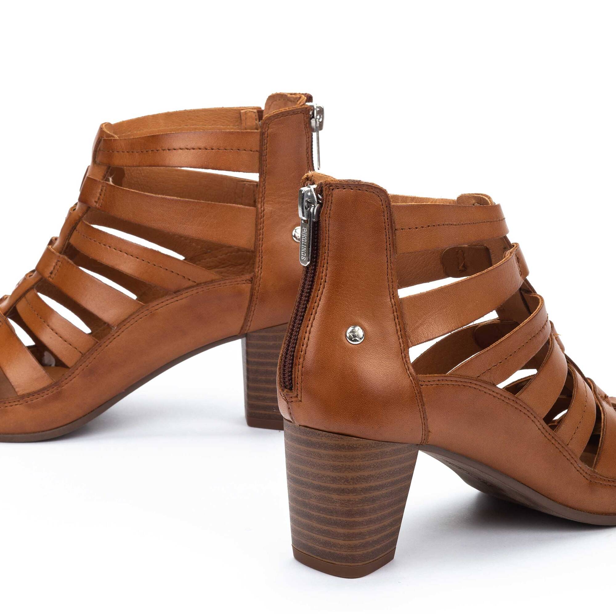 Sandalen schwarz | ALMENARA W1E-1592, BRANDY, large image number 60-W1E-1592_250_Pikolinos_ALMENARA_BRANDY_full.jpg | null