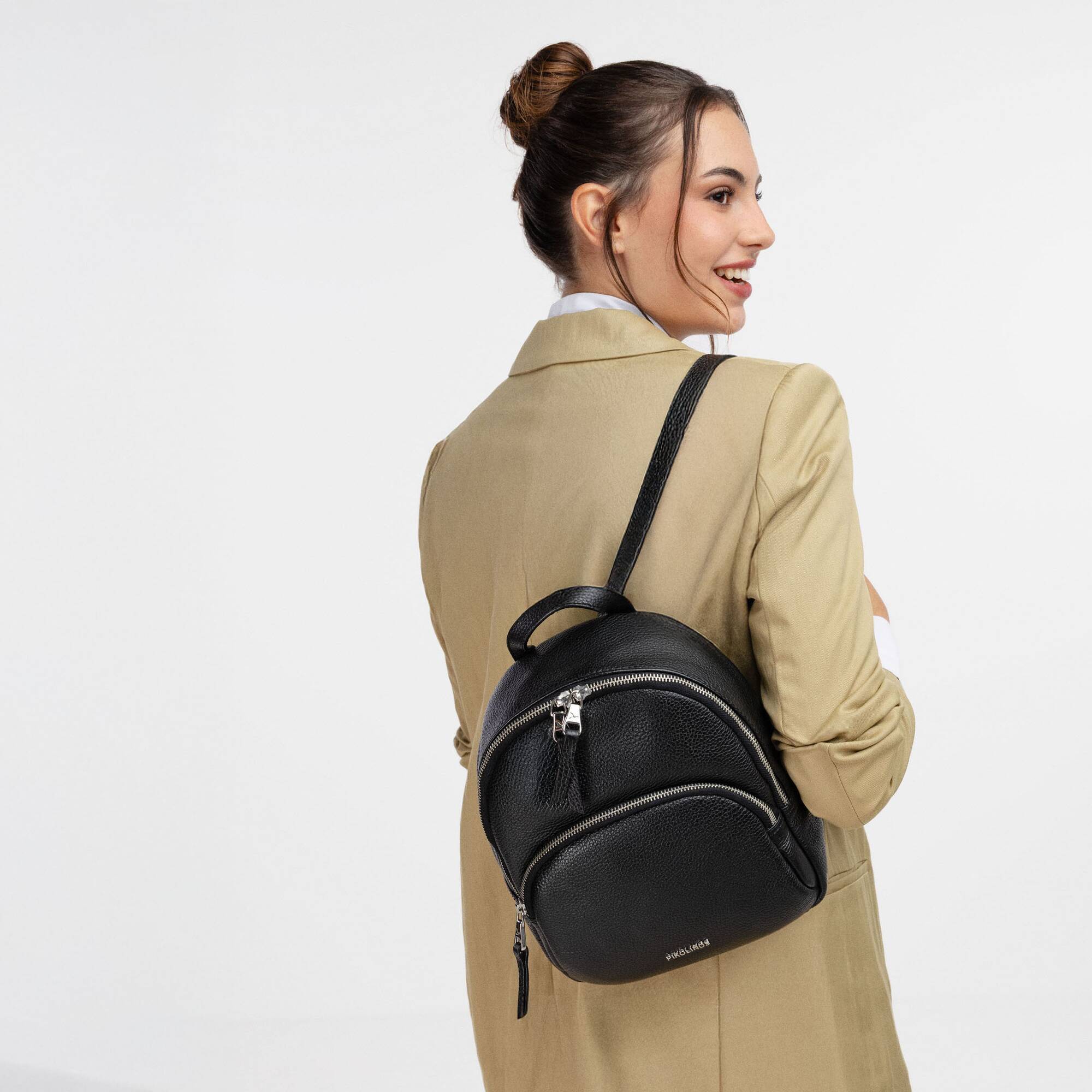 null | DURANGO WHA-786, BLACK, large image number 90-WHA-786_000_Pikolinos_DURANGO_BLACK_full.jpg | null