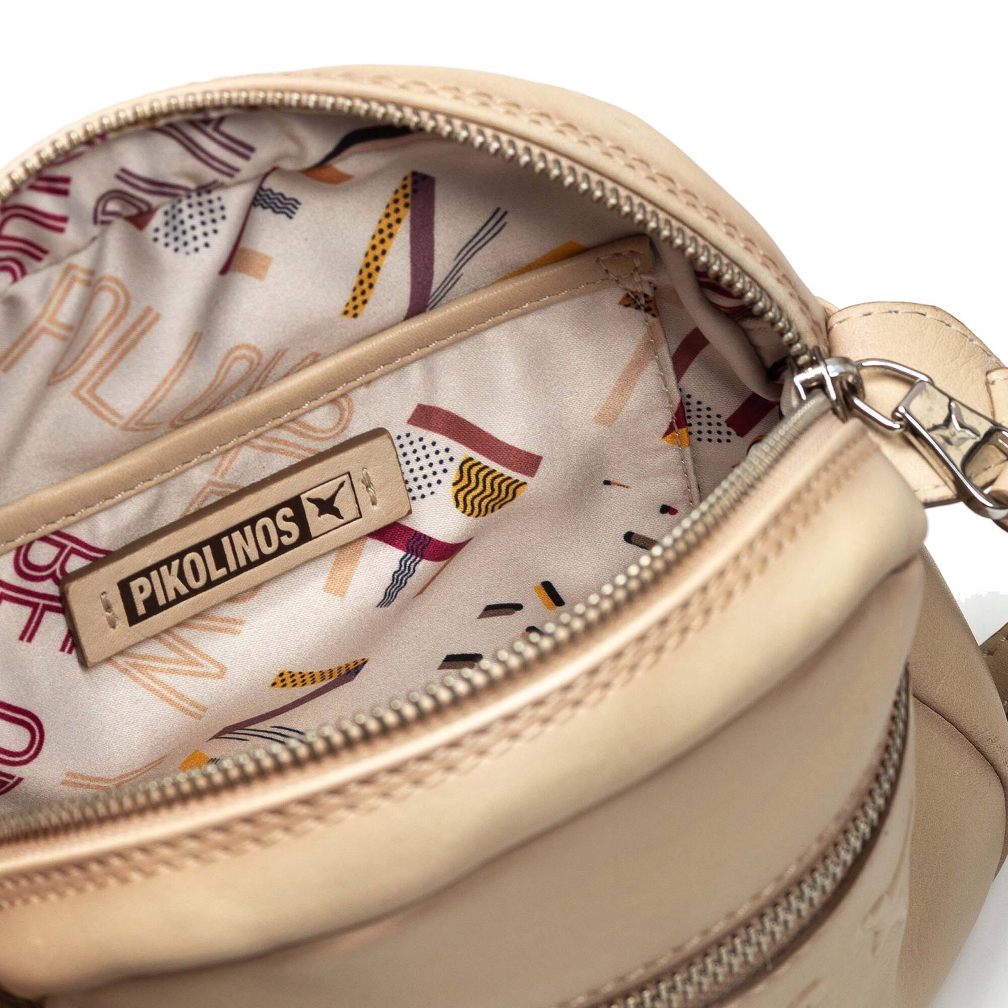 null | DURANGO WHA-1120C1, MARFIL, large image number 100-WHA-1120C1_807_Pikolinos_DURANGO_MARFIL_full.jpg | null