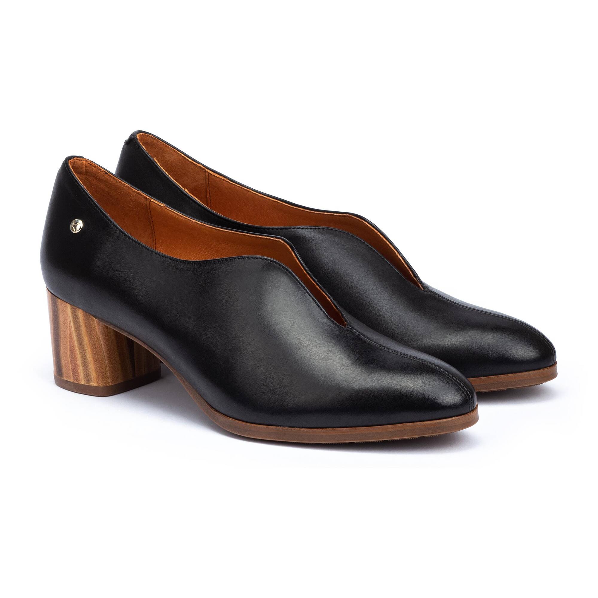 Absatzschuhe | CALAFAT W1Z-5521, BLACK, large image number 20-W1Z-5521_000_Pikolinos_CALAFAT_BLACK_full.jpg | null