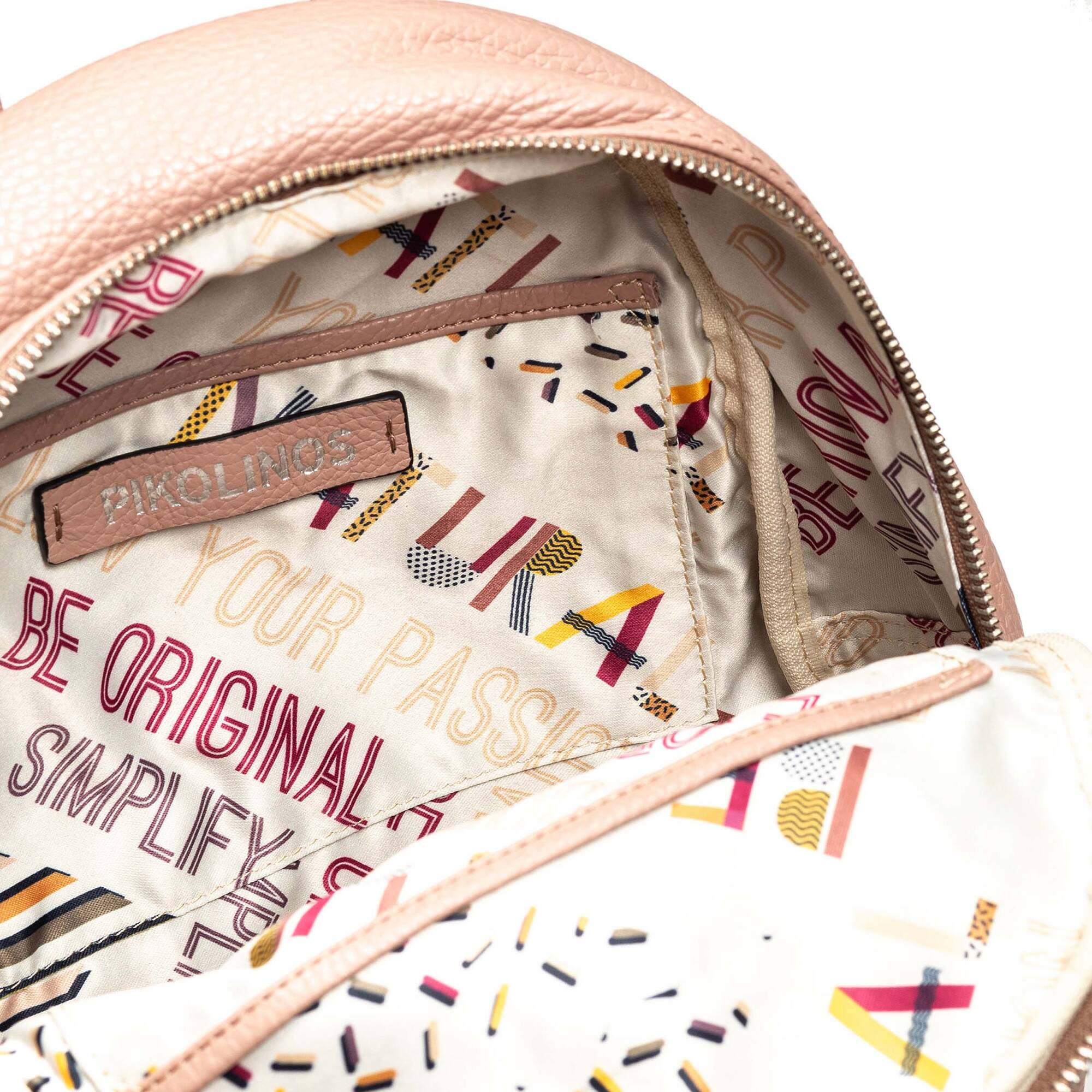 null | DURANGO WHA-786, MAUVE, large image number 100-WHA-786_620_Pikolinos_DURANGO_MAUVE_full.jpg | null