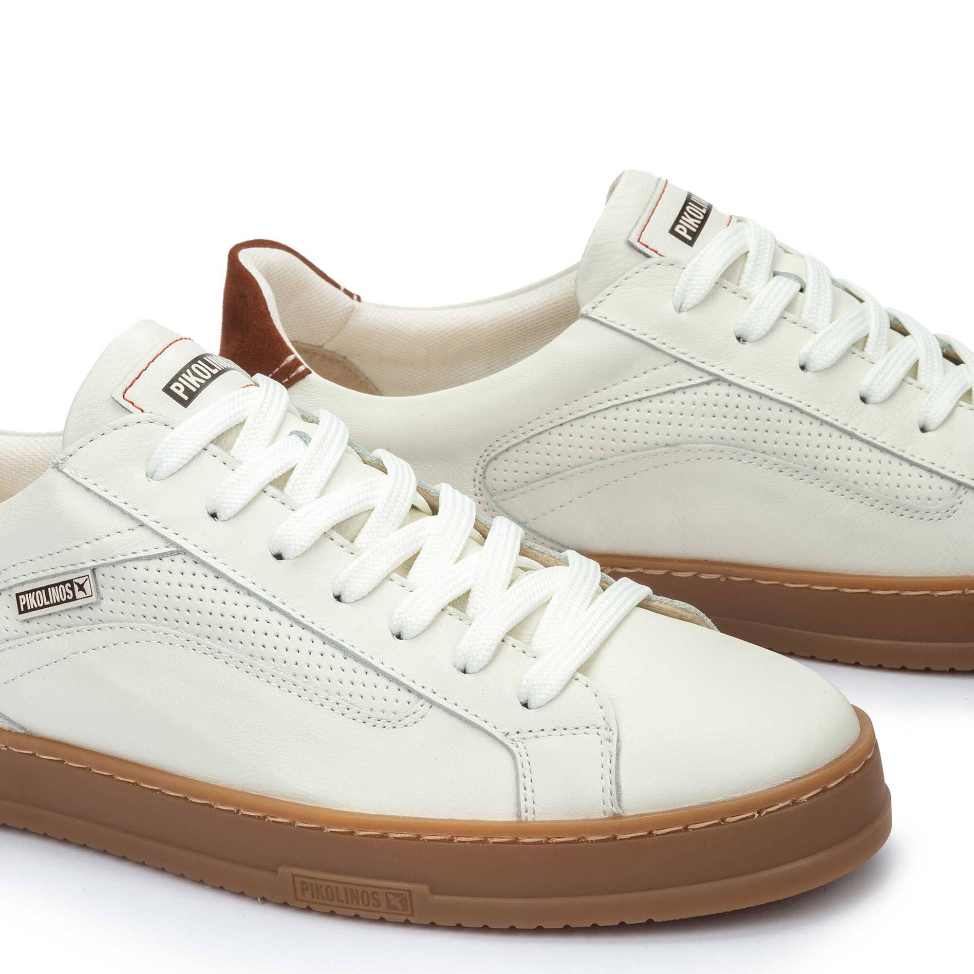 Pikolinos walking shoes sale