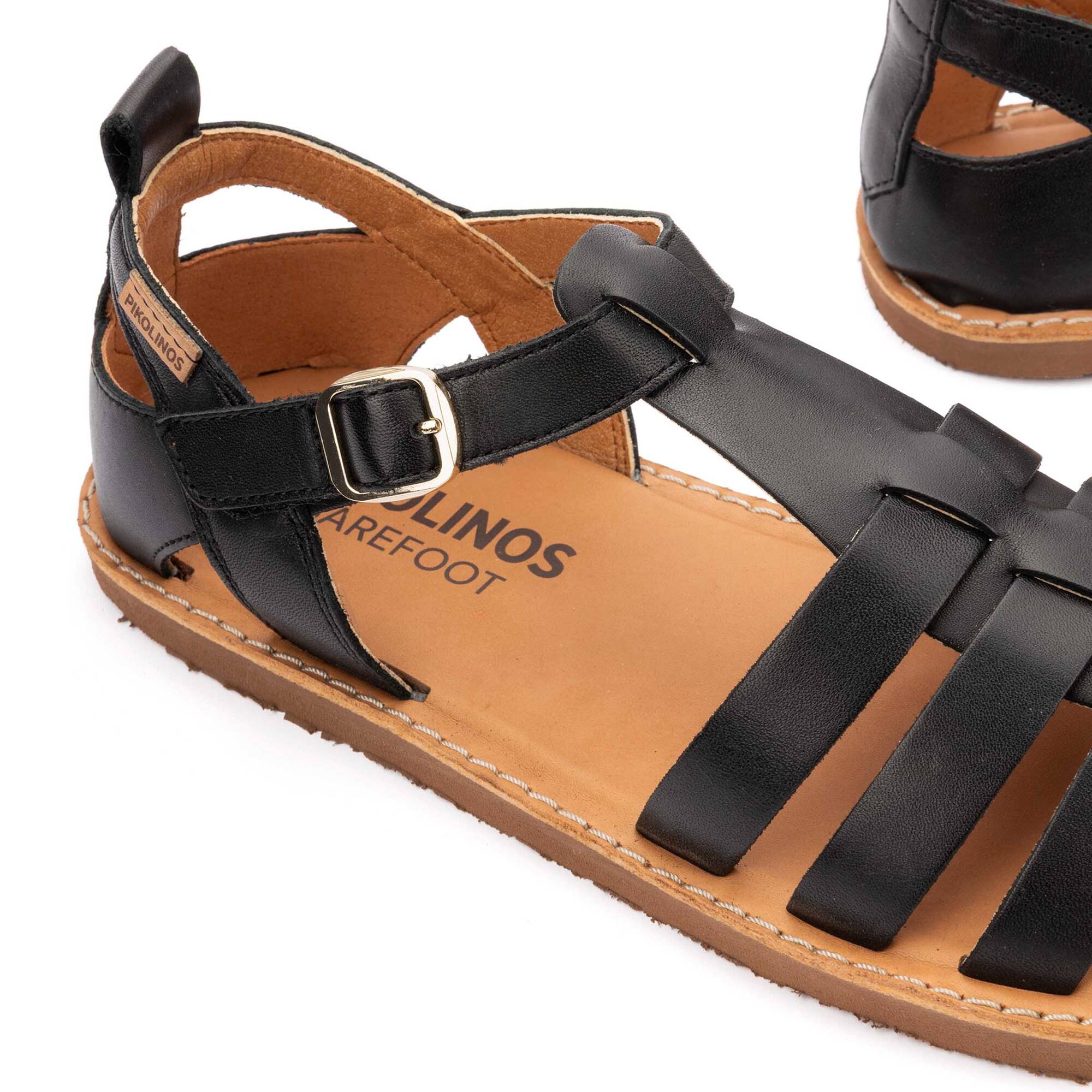 Semi abierto | BETERA W0F-0934, BLACK, large image number 60-W0F-0934_000_Pikolinos_BETERA_BLACK_full.jpg | null