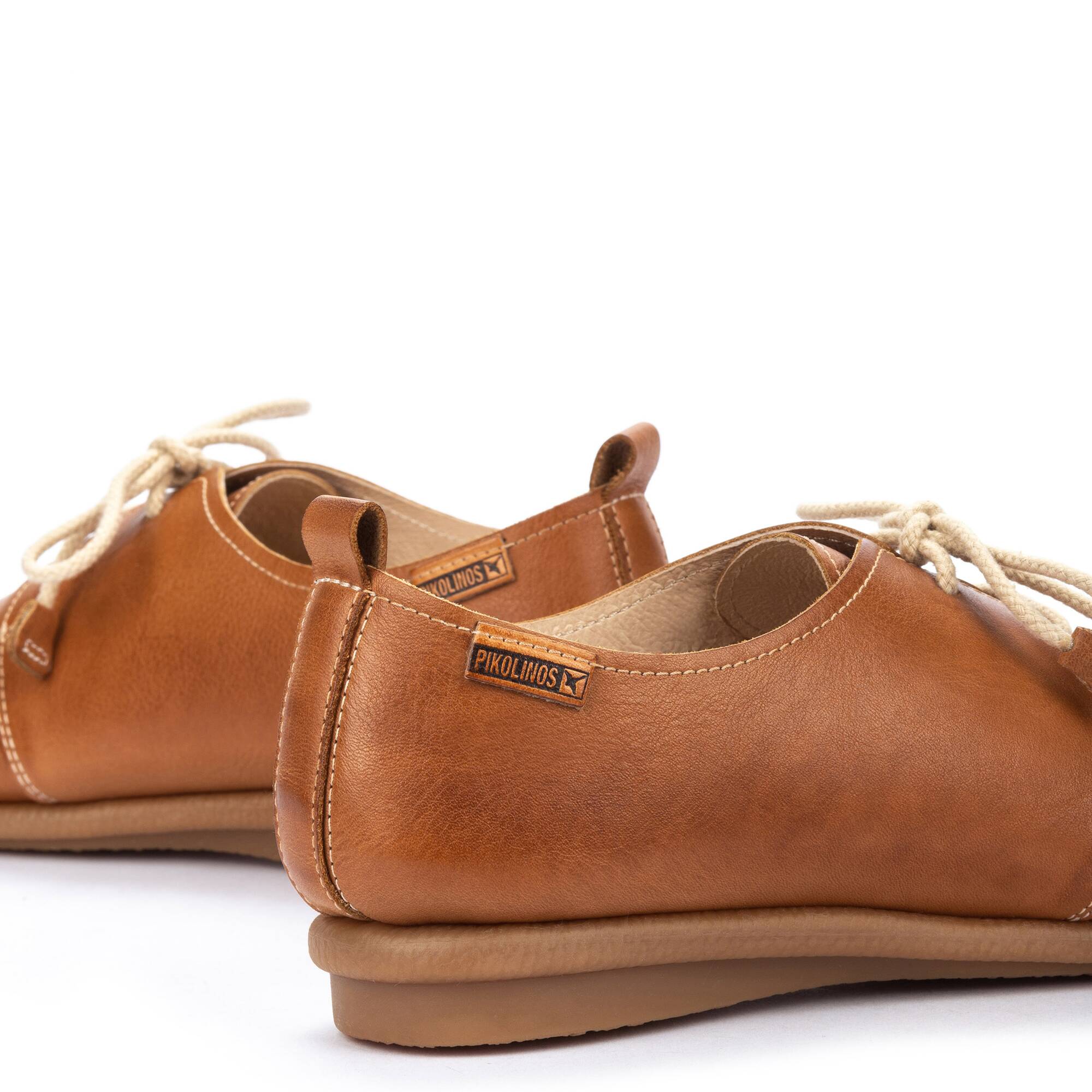 Women s Leather Shoes CALABRIA W9K 4985 OUTLET Pikolinos