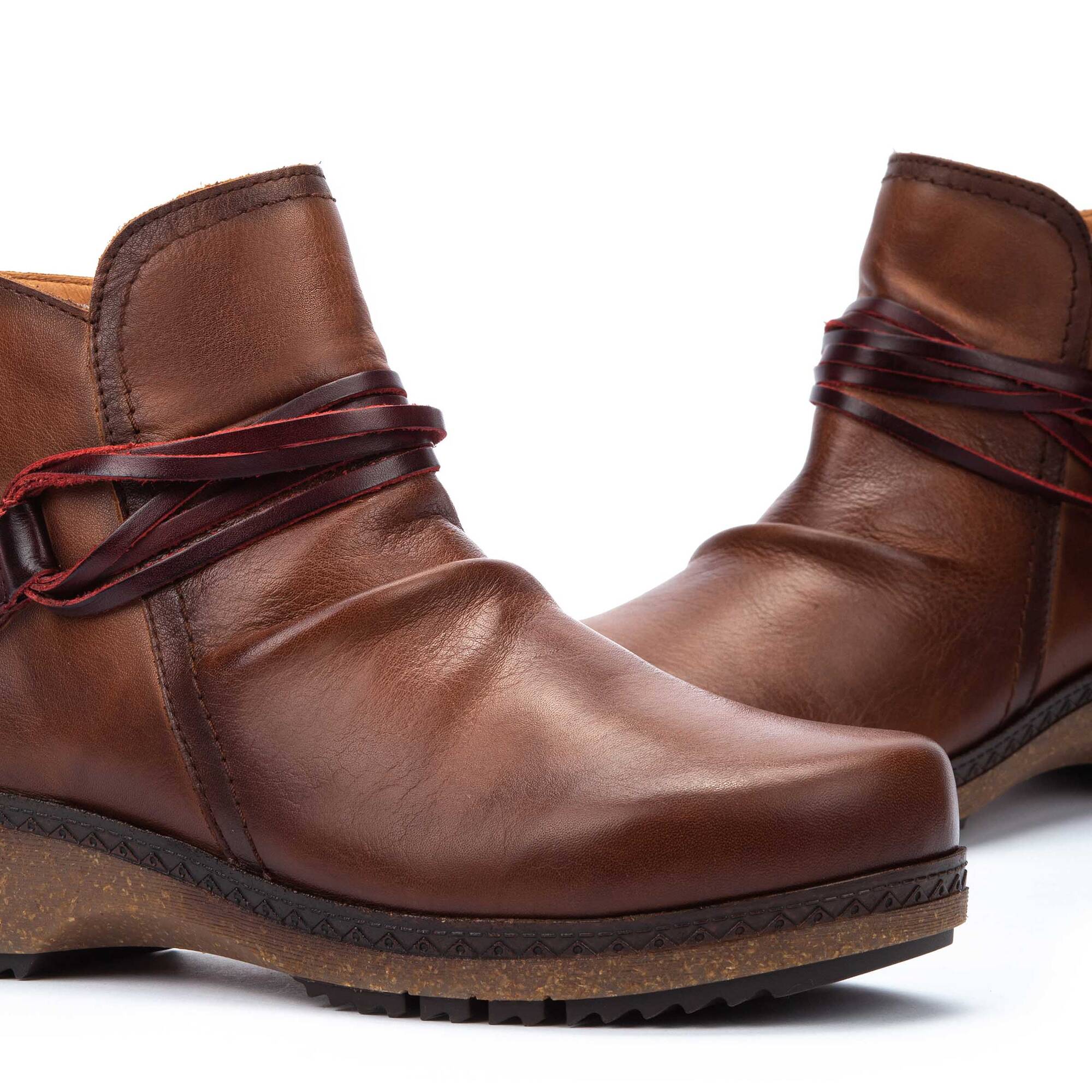 Very flat boots sale