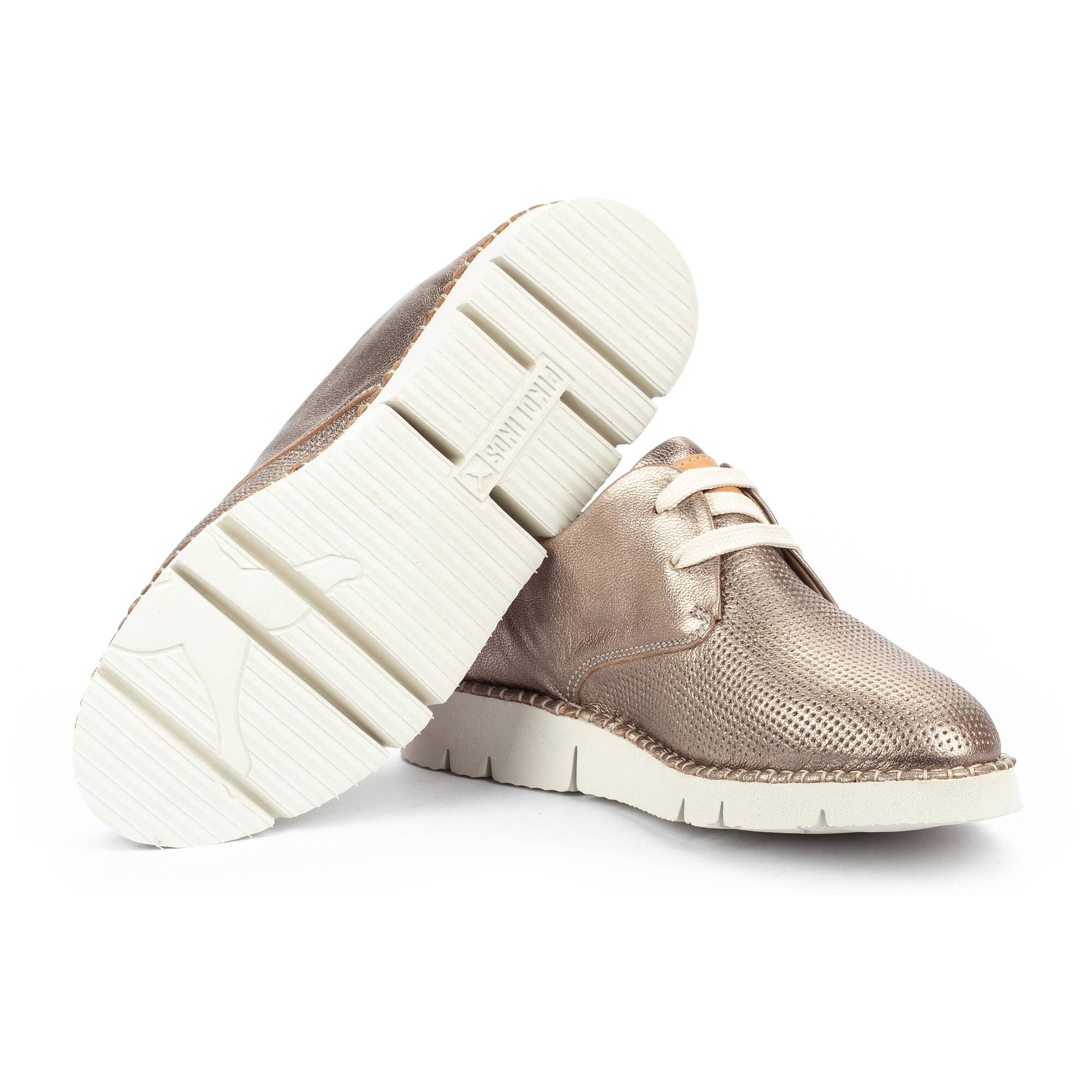 Zapato de mujer en piel rebajados VERA W4L 6780CL OUTLET PIKOLINOS