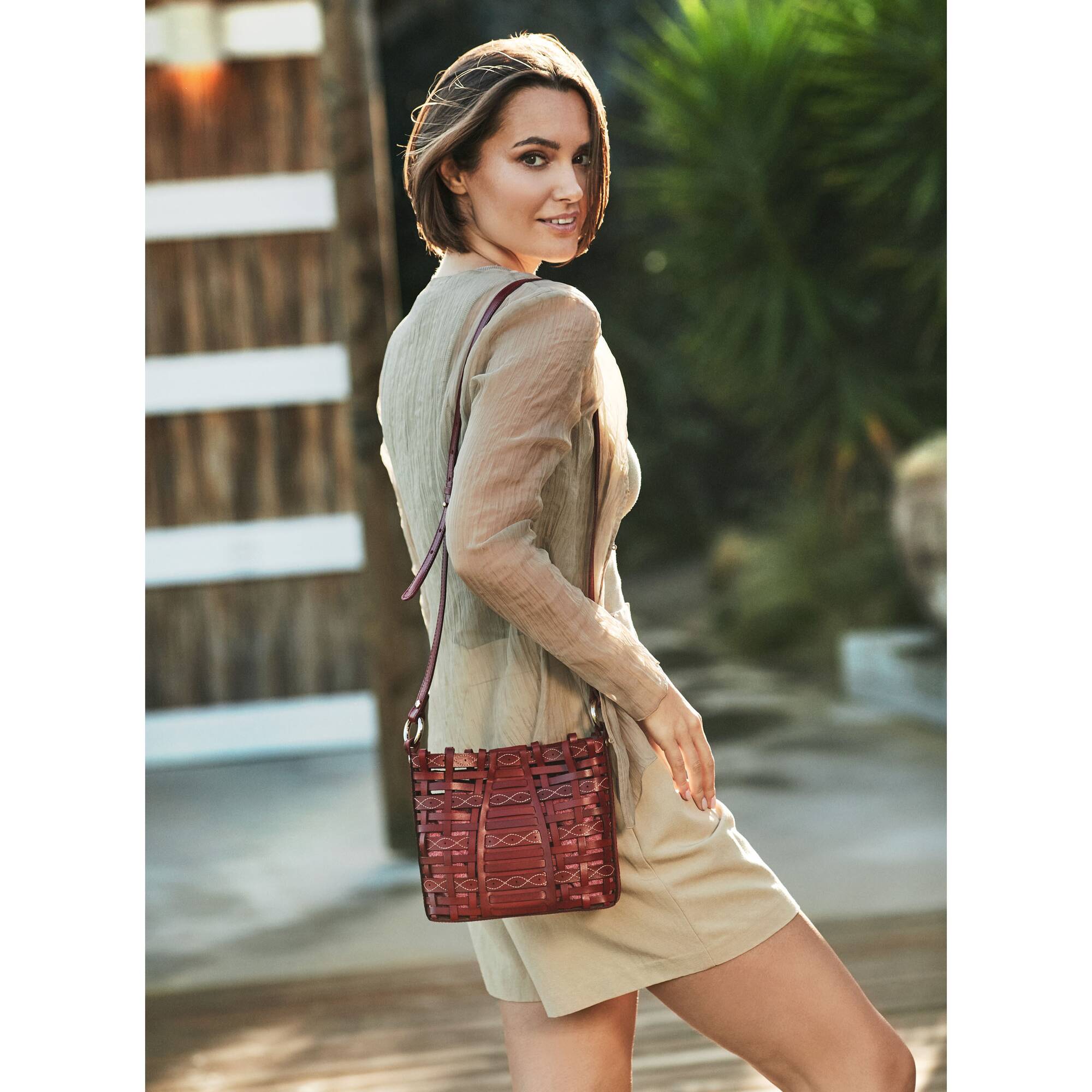 Pikolinos crossbody bag clearance