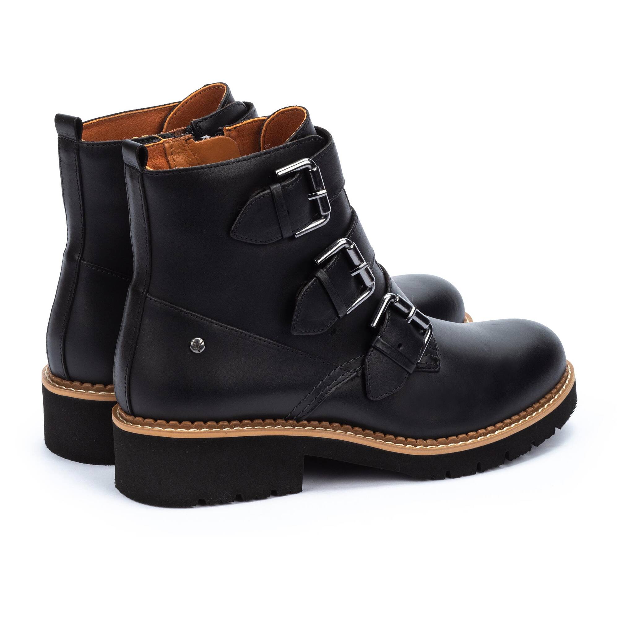 Pikolinos Botines planos de piel VICAR W0V