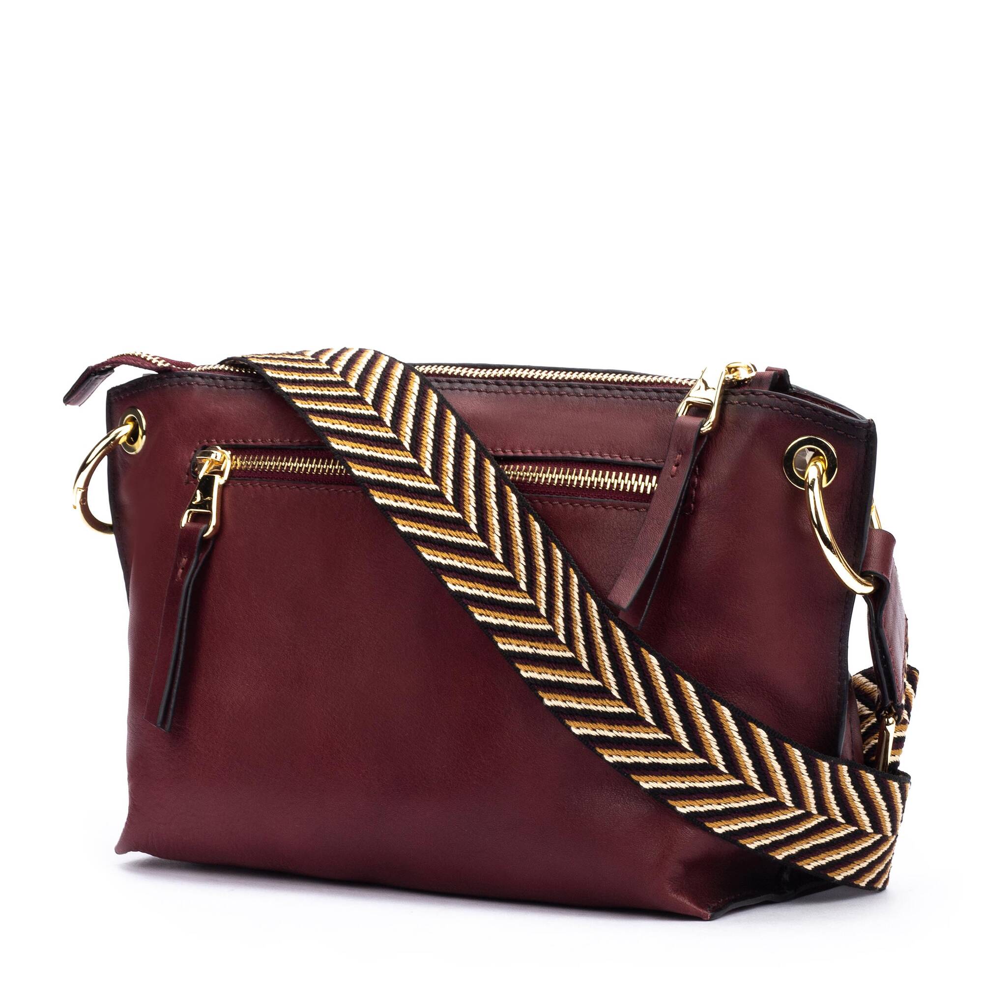 null | ALCUDIA WHA-1110C2, GARNET, large image number 30-WHA-1110C2_511_Pikolinos_ALCUDIA_GARNET_full.jpg | null