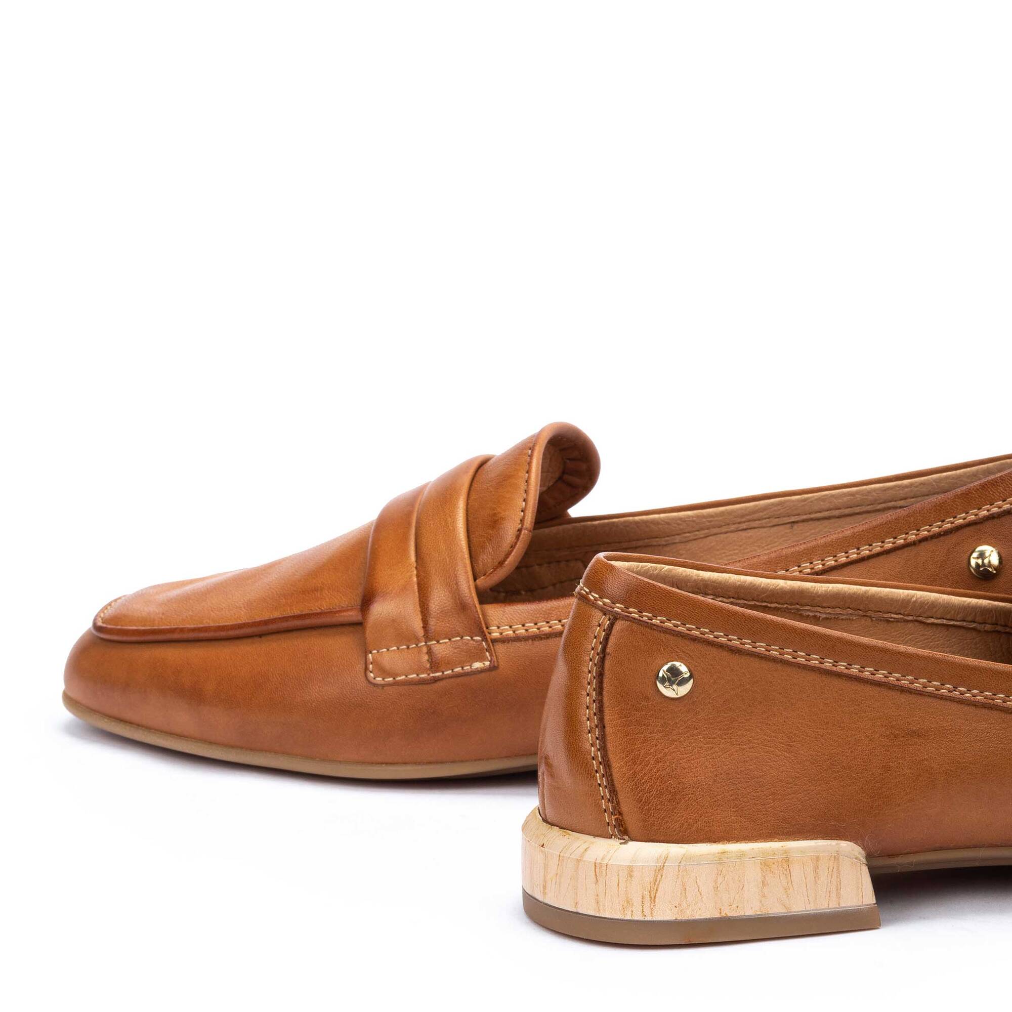 Mocasines | ALMERIA W9W-3531, BRANDY, large image number 60-W9W-3531_250_Pikolinos_ALMERIA_BRANDY_full.jpg | null