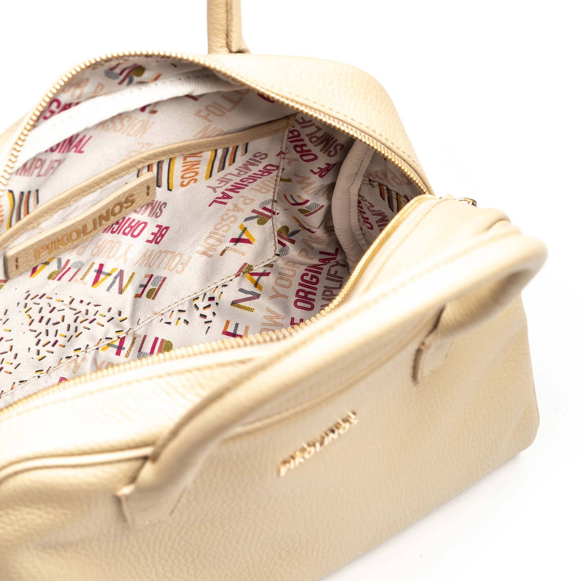 null | BEGET WHA-675, CREAM, large image number 100-WHA-675_846_Pikolinos_BEGET_CREAM_full.jpg | null